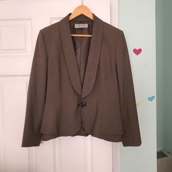 Tahari Jackets & Blazers - Tahari Brown Tweed Suit